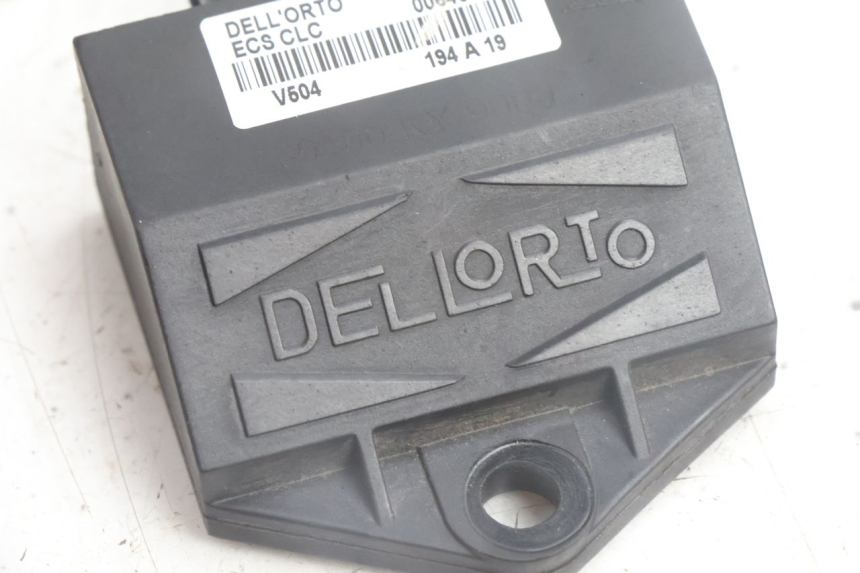 photo de RELÉ ELÉCTRICO JM MOTORS OLDIES 4T 50 (2010 - 2020) - Zoom estado de uso