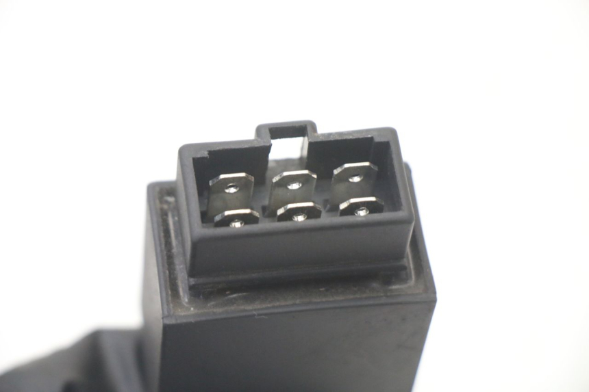 photo de RELÉ ELÉCTRICO PIAGGIO FLY 2T 50 (2004 - 2017) - Zoom estado de uso