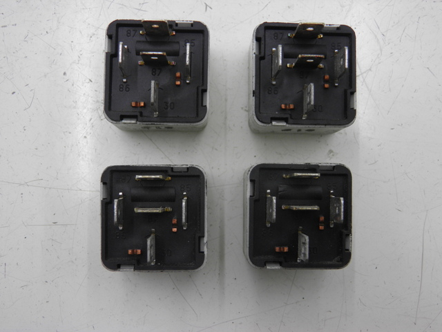 photo de RELE PIAGGIO MP3 400 (2007 - 2009) - Zoom estado de uso