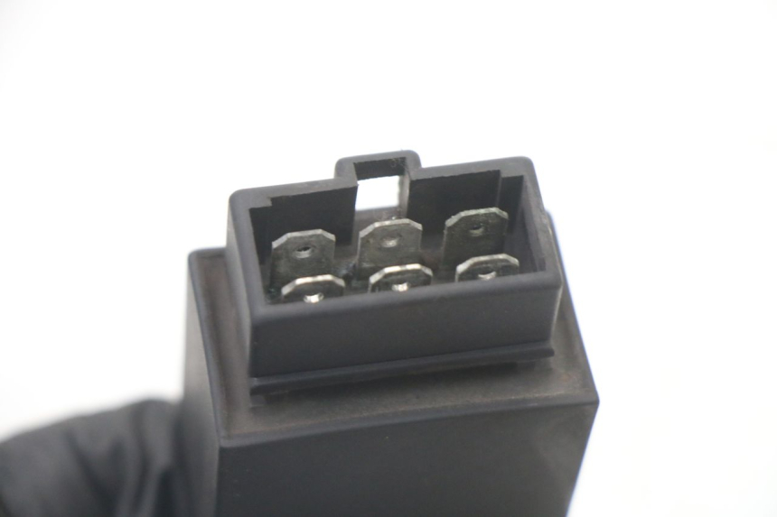 photo de RELÉ ELÉCTRICO PIAGGIO VESPA LX 2T 50 (2005 - 2013) - Otra perspectiva