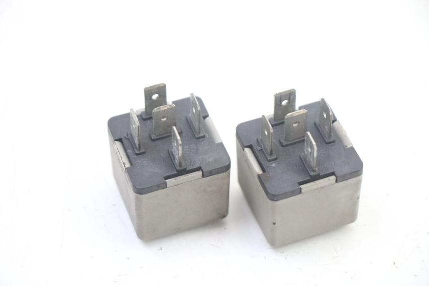 photo de RELE PIAGGIO VESPA LX IE 125 (2010 - 2012) - Otra perspectiva