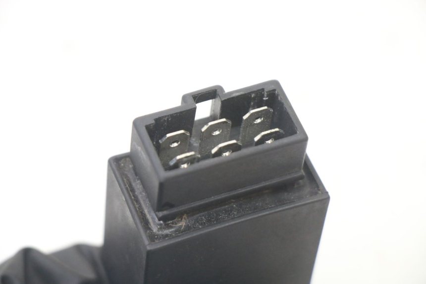 photo de RELÉ ELÉCTRICO PIAGGIO VESPA S 2T 50 (2007 - 2014) - Zoom estado de uso