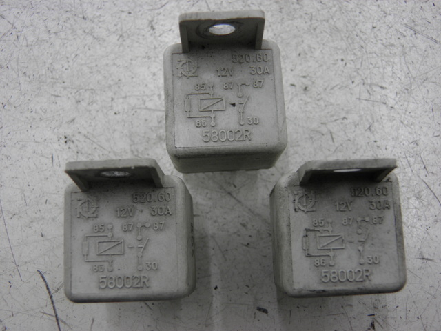 photo de RELE PIAGGIO X9 250 (2000 - 2002) - Zoom estado de uso