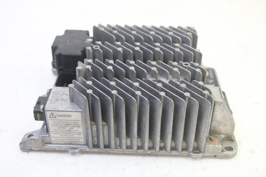 photo de RELE LIGIER PULSE 3 1 (2014 - 2020) - Detalles de los puntos de fijación