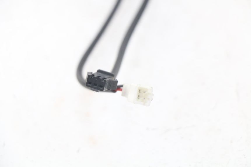 photo de RELÉ ELÉCTRICO RED ELECTRIC RED E PRO 1 (2017 - 2019) - Zoom estado de uso