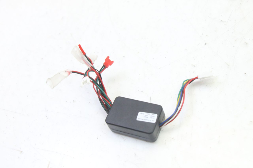 photo de RELE PUNK ELECTRIC RIDER 1 - Zoom estado de uso