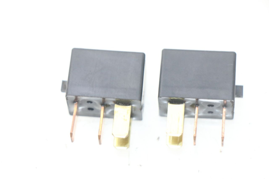 photo de RELÉ ELÉCTRICO TNT MOTOR ROMA 10' 4T 50 (2019 - 2022) - Detalle de la pieza