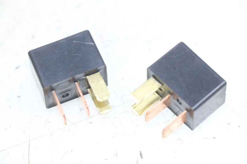 photo de RELÉ ELÉCTRICO TNT MOTOR ROMA 10' 4T 50 (2019 - 2022) - Zoom estado de uso