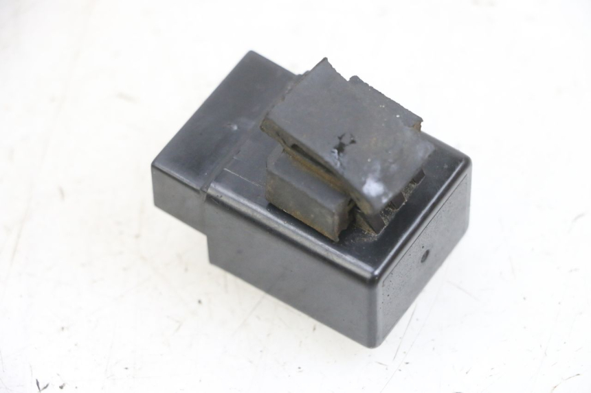 photo de RELÉ ELÉCTRICO TNT MOTOR ROMA 10' 4T 50 (2019 - 2022) - Zoom estado de uso