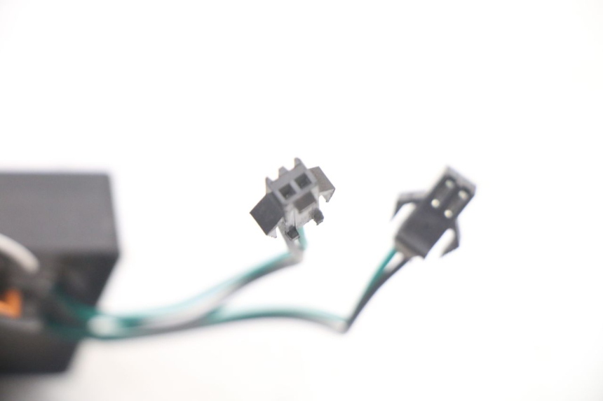 photo de RELE JOYOR S10-S-Z 1 - Estado de la superficie y material