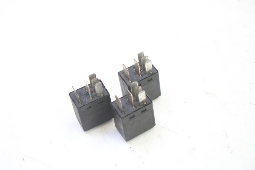 photo de RELE PEUGEOT SATELIS 250 (2006 - 2012) - Detalle de la pieza