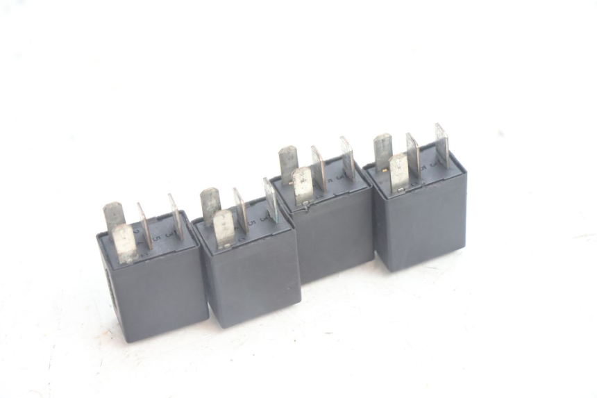photo de RELé ELéCTRICO PEUGEOT SATELIS 125 (2006 - 2009) - Detalle de la pieza
