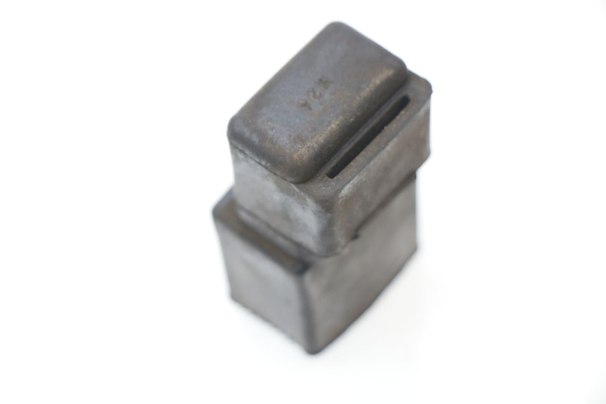 photo de RELE HONDA SES DYLAN 125 (2002 - 2006) - Detalle de la pieza