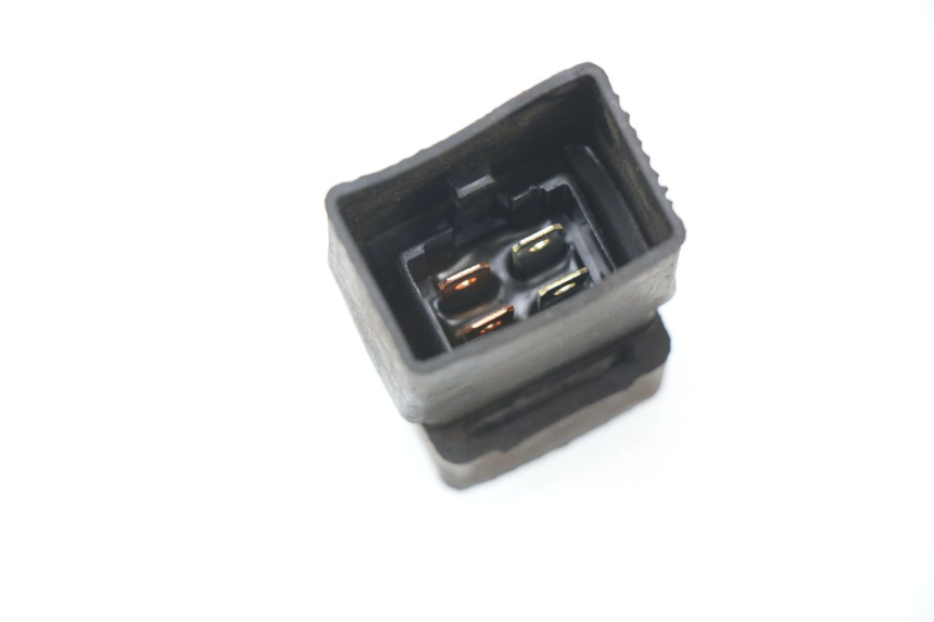 photo de RELE HONDA SES DYLAN 125 (2002 - 2006) - Zoom estado de uso