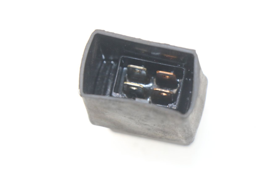 photo de RELE HONDA SES DYLAN 125 (2002 - 2006) - Zoom estado de uso