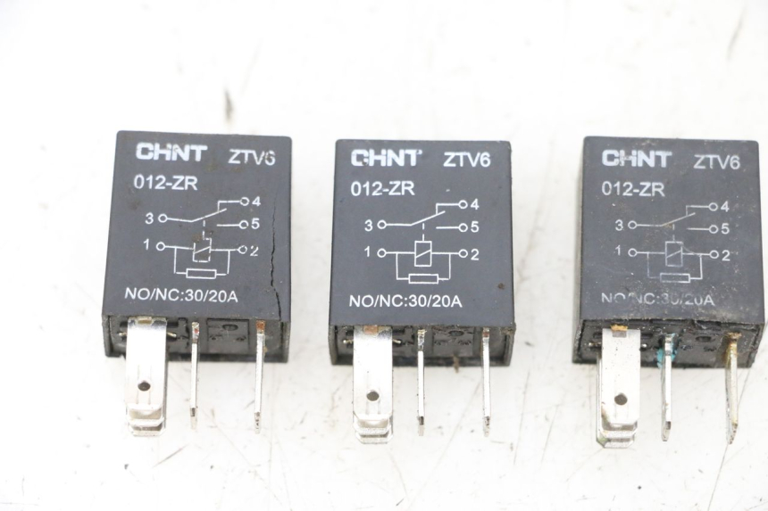 photo de RELE PEUGEOT SPEEDFIGHT 4 4T EFI 50 (2021 - 2025) - Vista principal