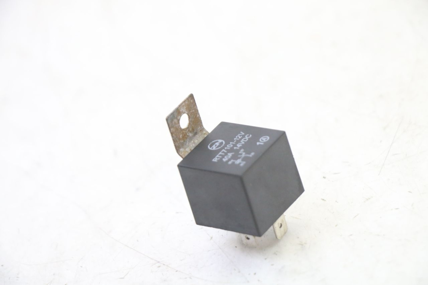 photo de RELE HONDA ST PAN EUROPEAN 1300 (2002 - 2013) - Vista principal