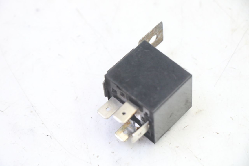 photo de RELE HONDA ST PAN EUROPEAN 1300 (2002 - 2013) - Zoom estado de uso