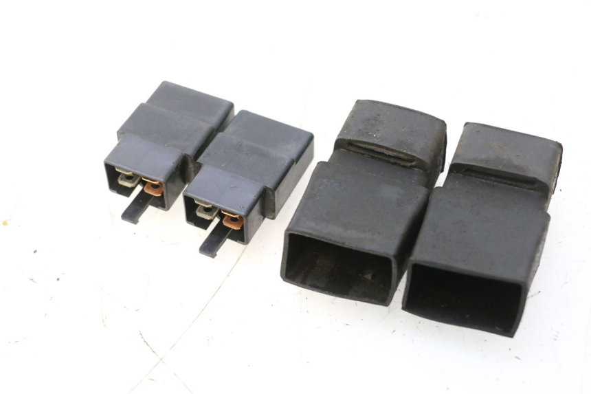 photo de RELE HONDA ST PAN EUROPEAN 1100 (1990 - 2002) - Detalle de la pieza