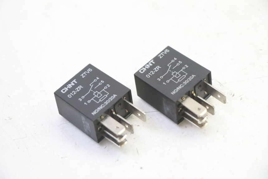 photo de RELE PEUGEOT STREETZONE I NAKED 2T 50 (2018 - 2020) - Detalle de la pieza