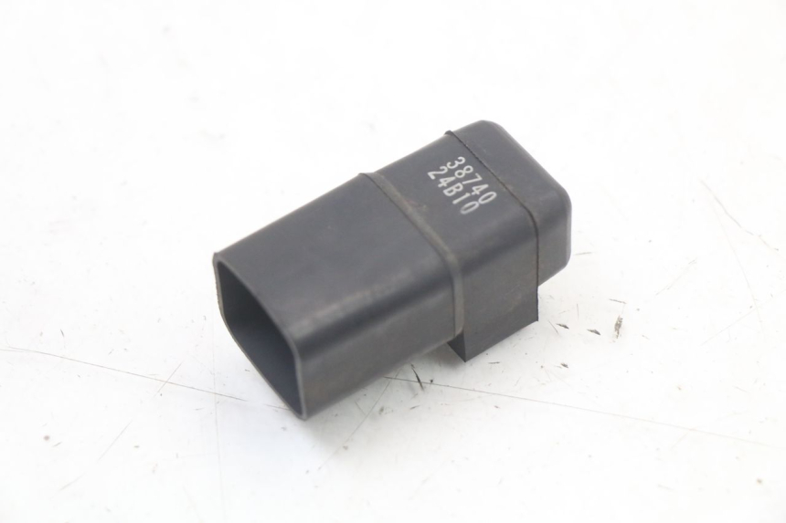 photo de RELE SUZUKI GSR 750 (2011 - 2017) - Vista principal