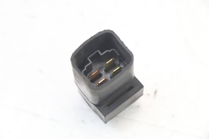 photo de RELE SUZUKI GSR 750 (2011 - 2017) - Detalle de la pieza