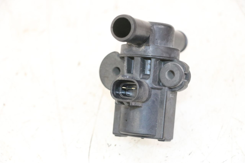 photo de RELE SUZUKI GSX F GSXF 650 (2007 - 2015) - Otra perspectiva