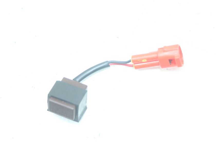 photo de RELE HUSQVARNA SVARTPILEN 401 (2018 - 2023) - Primer plano técnico