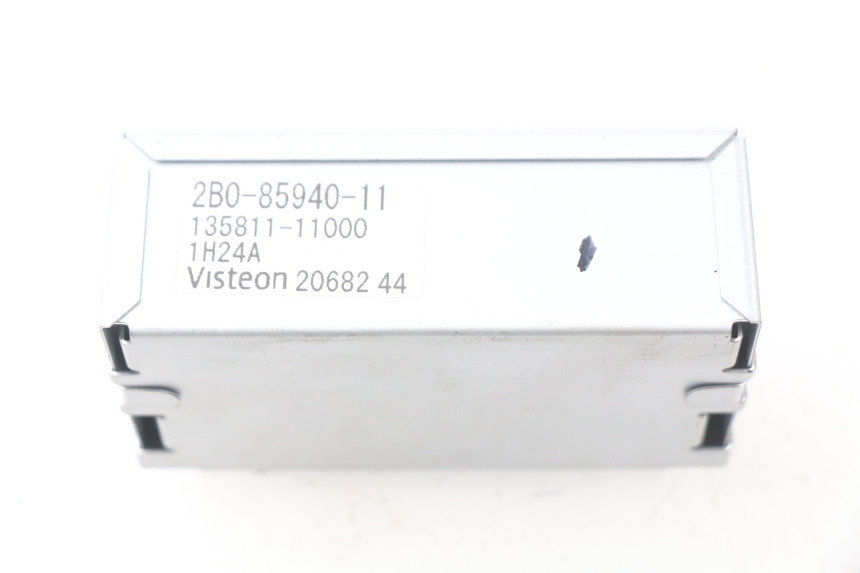 photo de RELÉ ELÉCTRICO YAMAHA TDM ABS 900 (2002 - 2014) - Otra perspectiva