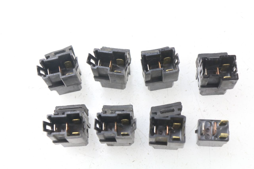 photo de RELÉ ELÉCTRICO YAMAHA TDM ABS 900 (2002 - 2014) - Zoom estado de uso