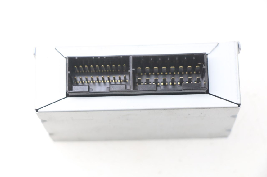 photo de RELÉ ELÉCTRICO YAMAHA TDM ABS 900 (2002 - 2014) - Zoom estado de uso