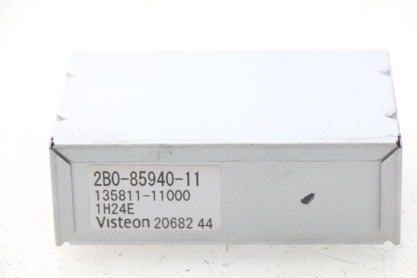 photo de RELÉ ELÉCTRICO YAMAHA TDM ABS 900 (2002 - 2014) - Otra perspectiva