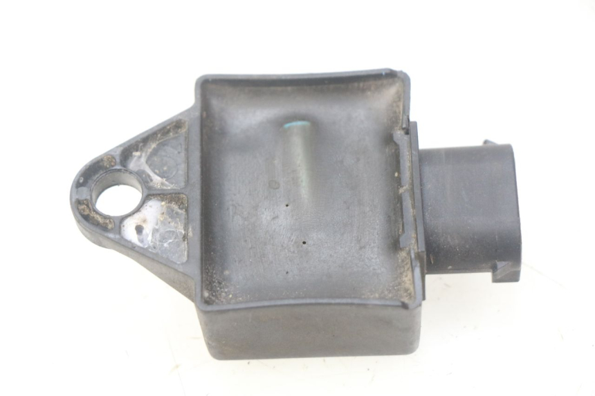 photo de RELÉ ELÉCTRICO PEUGEOT TKR TREKKER FURIOUS 50 (2005 - 2014) - Zoom estado de uso