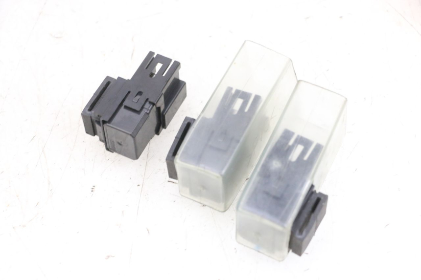 photo de RELE YAMAHA TRICITY 300 (2020 - 2024) - Zoom estado de uso