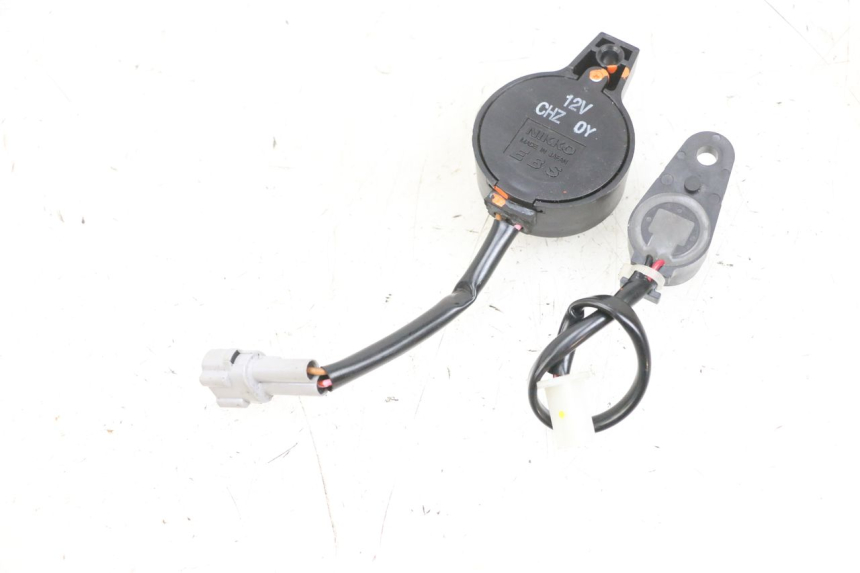 photo de RELE YAMAHA TRICITY 300 (2020 - 2024) - Otra perspectiva