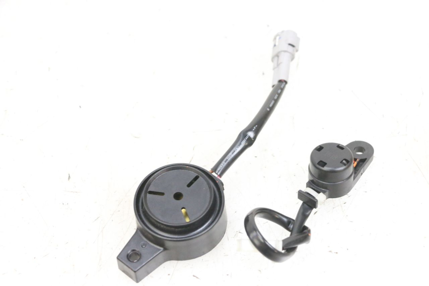 photo de RELE YAMAHA TRICITY 300 (2020 - 2024) - Vista general del producto