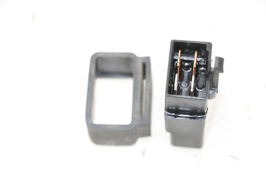 photo de RELE PEUGEOT TWEET PRO CARGO 50 (2018 - 2022) - Zoom estado de uso