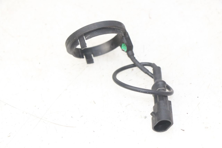 photo de RELÉ ELÉCTRICO PIAGGIO VESPA GTS IGET ABS 125 (2017 - 2023) - Primer plano técnico