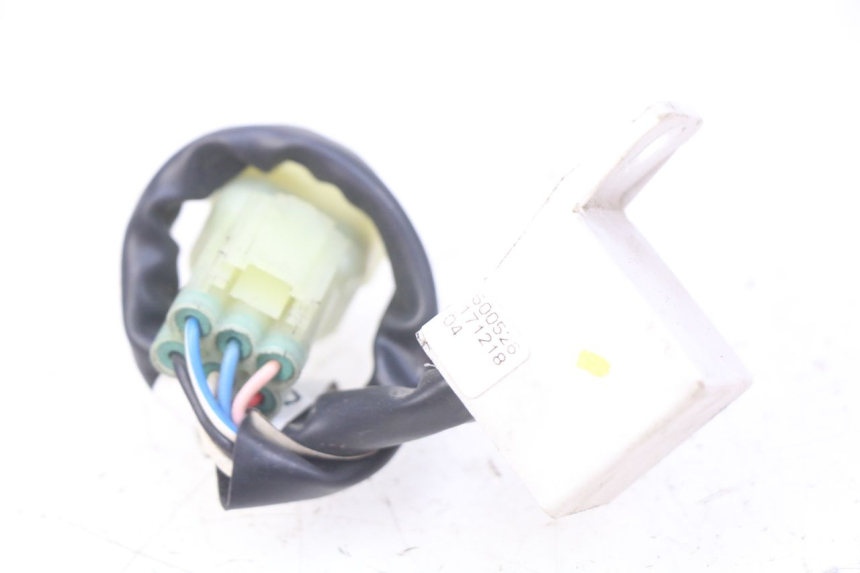 photo de RELÉ ELÉCTRICO PIAGGIO VESPA GTS IGET ABS 125 (2017 - 2023) - Vista principal