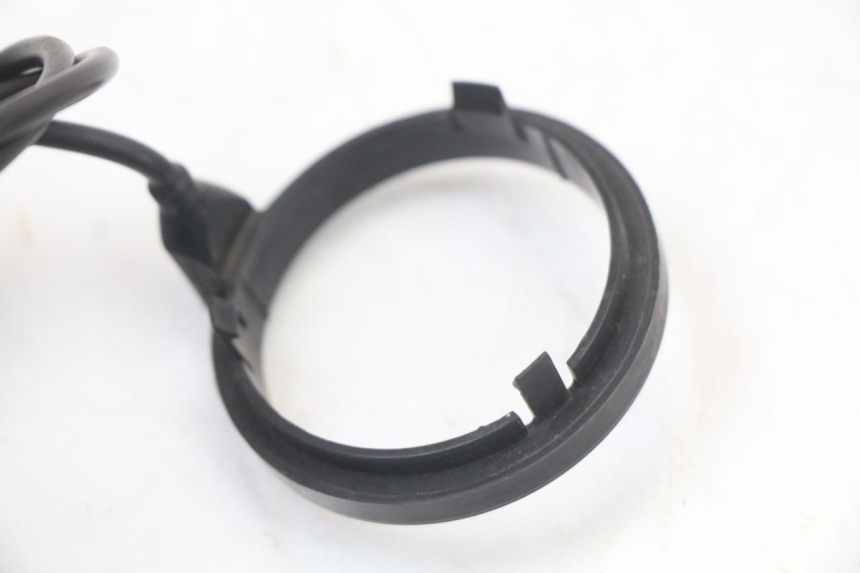 photo de RELÉ ELÉCTRICO PIAGGIO VESPA LX 125 (2005 - 2010) - Otra perspectiva