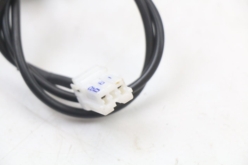 photo de RELÉ ELÉCTRICO PIAGGIO VESPA LX 125 (2005 - 2010) - Primer plano técnico