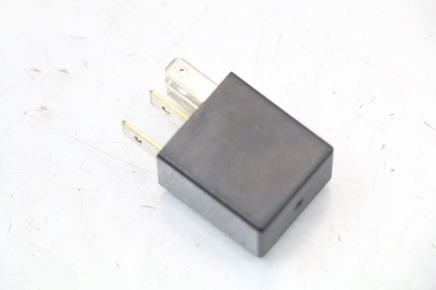 photo de RELE PIAGGIO VESPA PRIMAVERA 4T 50 (2021 - 2024) - Zoom estado de uso