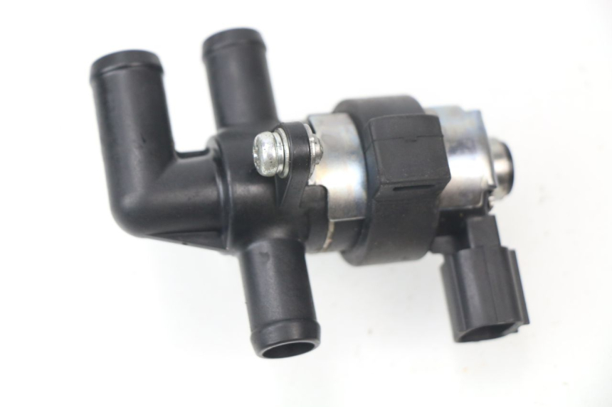 photo de RELE HONDA VFR F 1200 (2010 - 2015) - Otra perspectiva