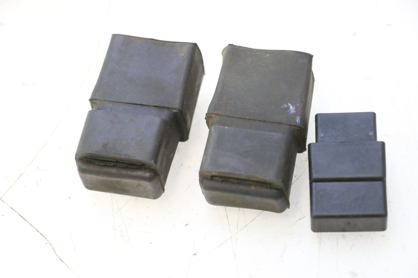 photo de RELÉ ELÉCTRICO HONDA VFR FI RC46 800 (1998 - 2001) - Detalle de la pieza