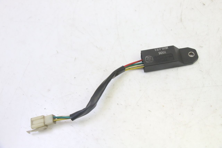 photo de RELÉ ELÉCTRICO PEUGEOT VIVACITY NEW 4T 50 (2008 - 2017) - Zoom estado de uso