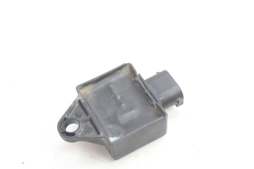photo de RELÉ ELÉCTRICO PEUGEOT VIVACITY 50 (2004 - 2009) - Primer plano técnico