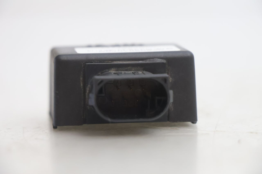 photo de RELÉ ELÉCTRICO PEUGEOT VIVACITY 50 (2004 - 2009) - Otra perspectiva