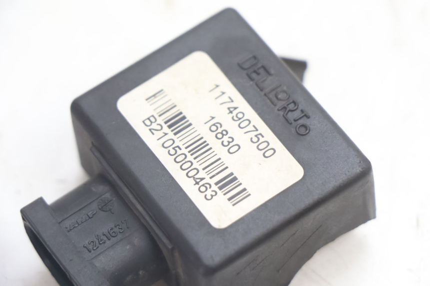 photo de RELÉ ELÉCTRICO PEUGEOT VIVACITY 50 (2004 - 2009) - Detalle de la pieza