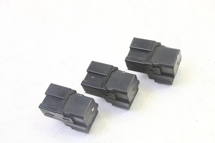 photo de RELÉ ELÉCTRICO YAMAHA X-CITY XCITY 125 (2007 - 2013) - Zoom estado de uso