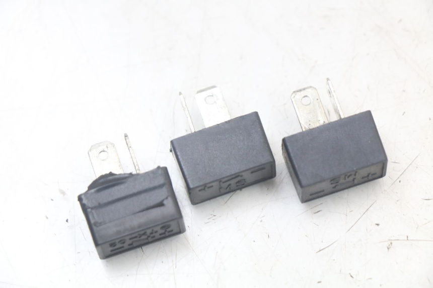 photo de RELÉ ELÉCTRICO YAMAHA XMAX X-MAX ABS 125 (2017 - 2020) - Detalle de la pieza